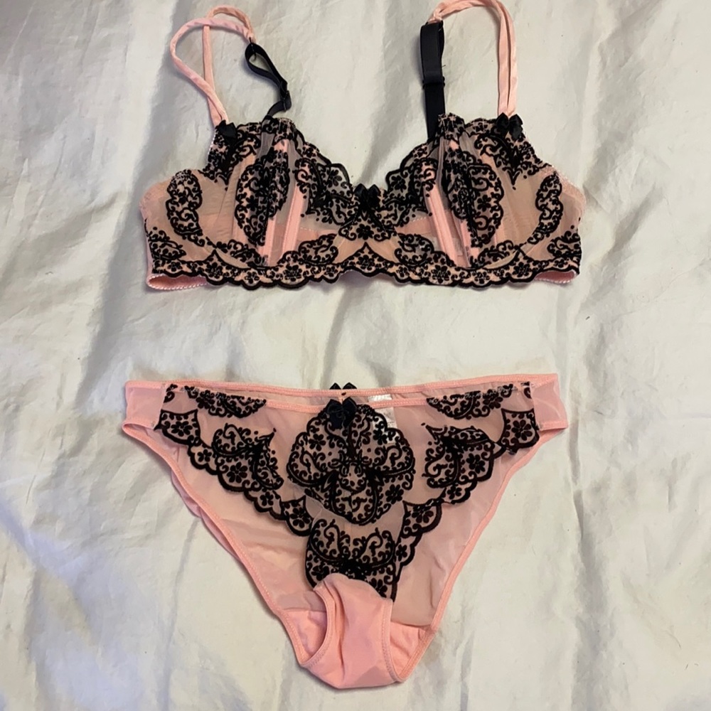 Victoria’s Secret Set